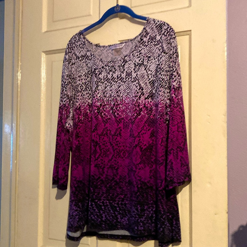 Women''s 2X Alllison Daley top.